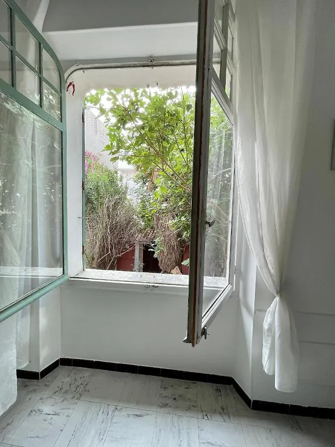 Splendid Sea Front Villa Apartment Top Location Marseille 0*,  France